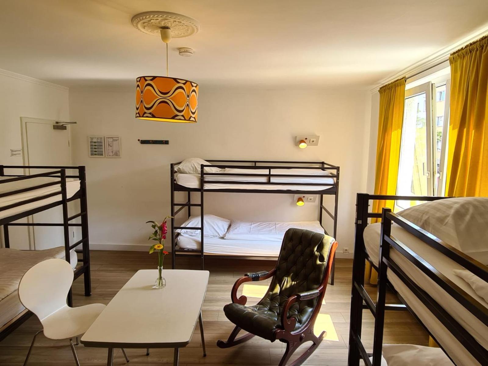 Weltempfaenger Backpacker Hostel Cologne Exterior photo