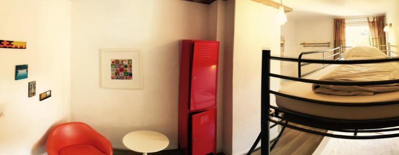 Weltempfaenger Backpacker Hostel Cologne Exterior photo